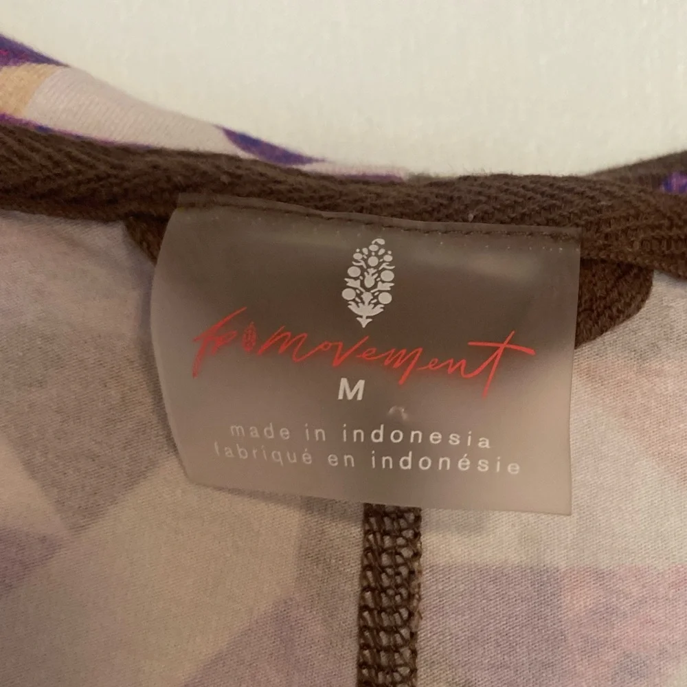 FP Movement Hot Shot Long-sleeved Printed Onesie - Size Medium - Picture 6 of 11